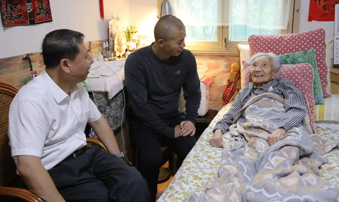 铁凝主席、张宏森书记深情祝贺杨苡先生103岁华诞