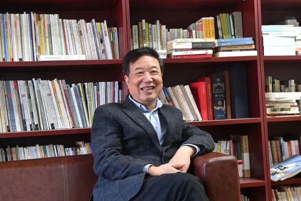 王尧：在河流的两岸或在河流之中——关于研究与创作的几个问题